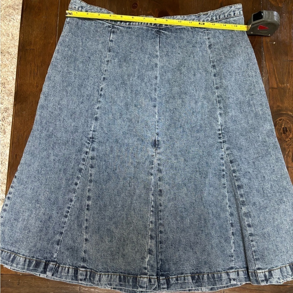 Cabela's Blue Stonewashed Flared Jean Skirt Western Cottage-core Casual Size 14 - Picture 5 of 6